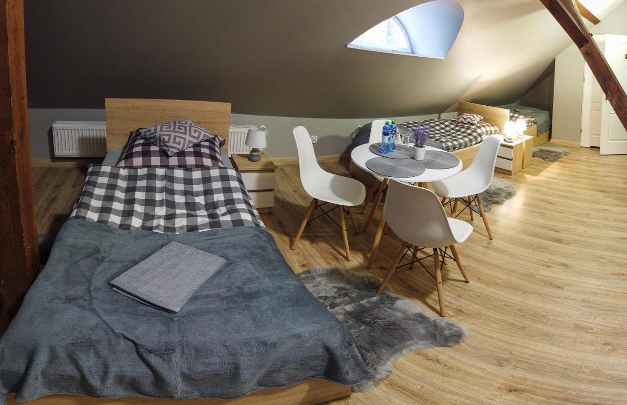 Czarna Owca- Goscinne Homestay *